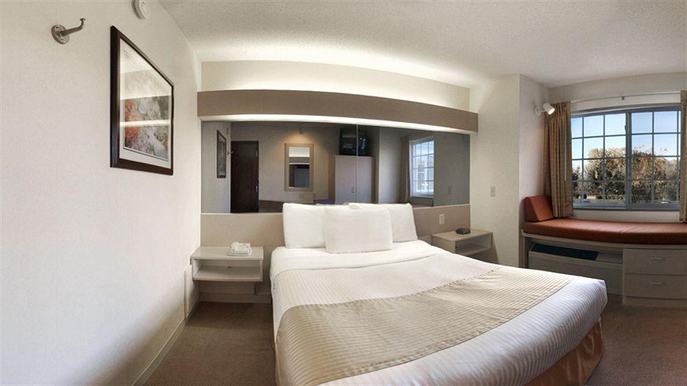 Microtel Inn & Suites By Wyndham Eagan/St Paul Exterior photo